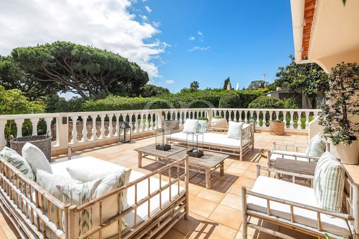 Image No.16-5 Bed House for sale