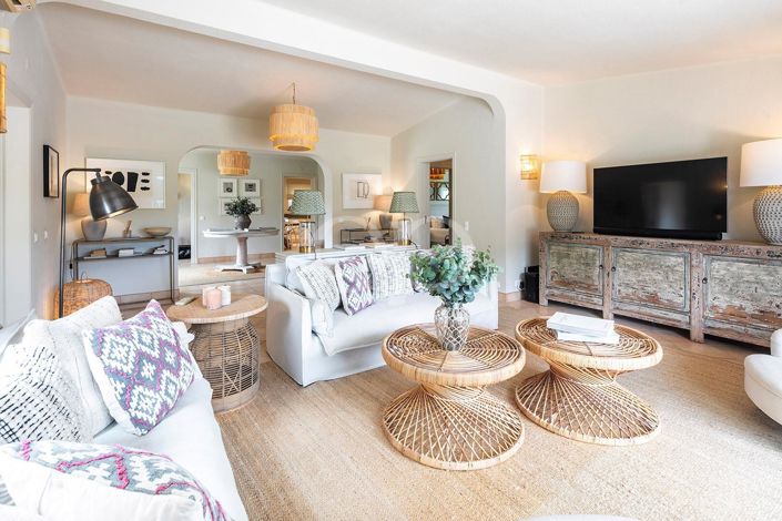 Image No.35-5 Bed House for sale