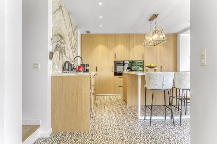 Image No.10-4 Bed House for sale