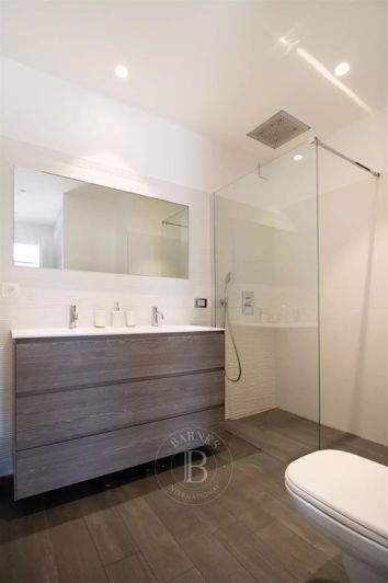 Image No.19-4 Bed House for sale