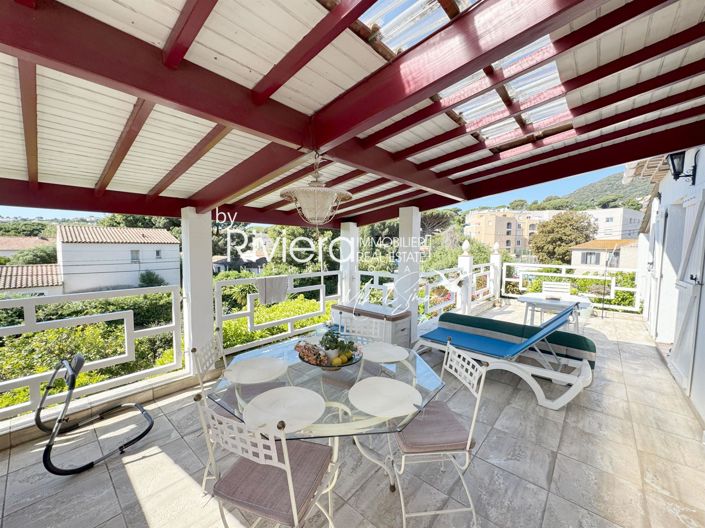 Image No.12-Maison de 4 chambres à vendre à Cavalaire-sur-Mer