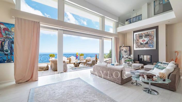 Image No.10-7 Bed House for sale