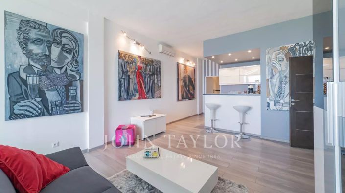 Image No.11-7 Bed House for sale