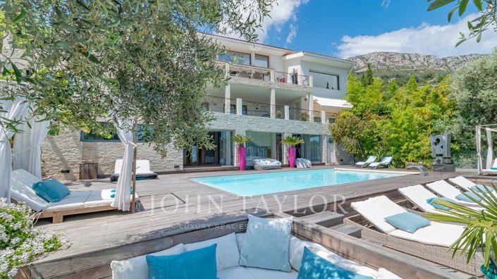 Image No.7-7 Bed House for sale