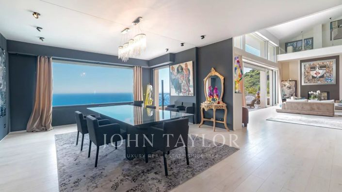 Image No.8-7 Bed House for sale