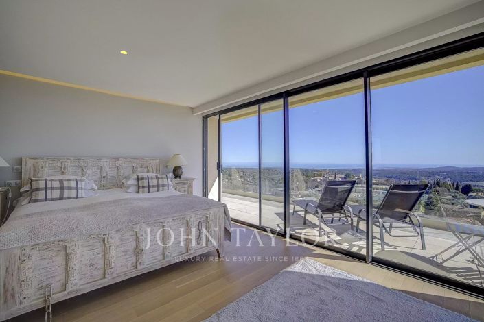 Image No.9-Maison de 5 chambres à vendre à Châteauneuf-Grasse