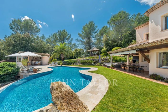 Image No.3-6 Bed House for sale