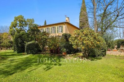 1 - La Londe-les-Maures, Property