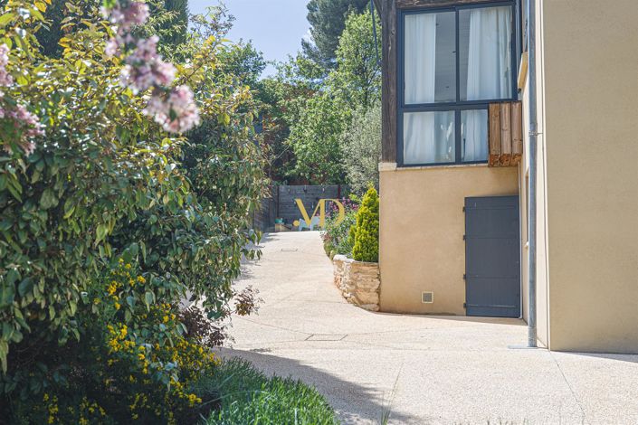 Image No.11-5 Bed House for sale