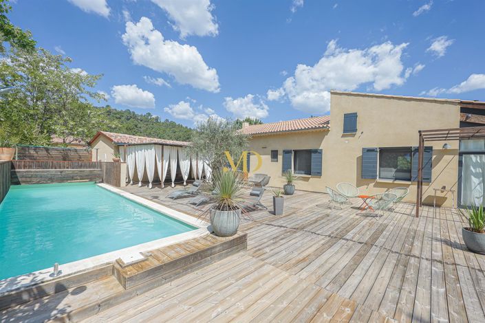 Image No.4-5 Bed House for sale