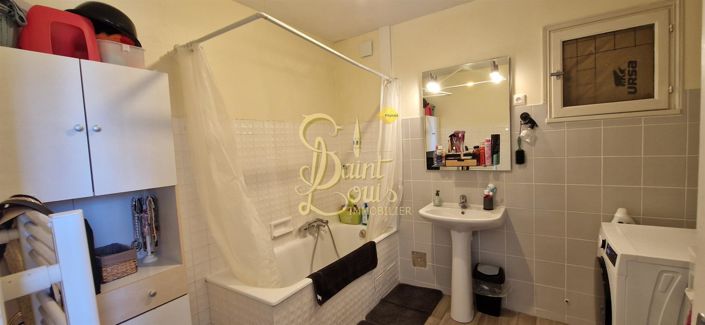 Image No.10-3 Bed House for sale