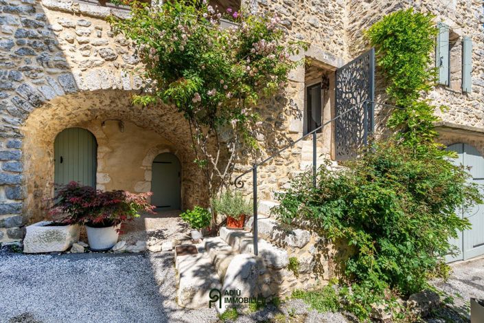 Image No.1-3 Bed House for sale