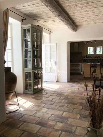 Image No.15-5 Bed House for sale