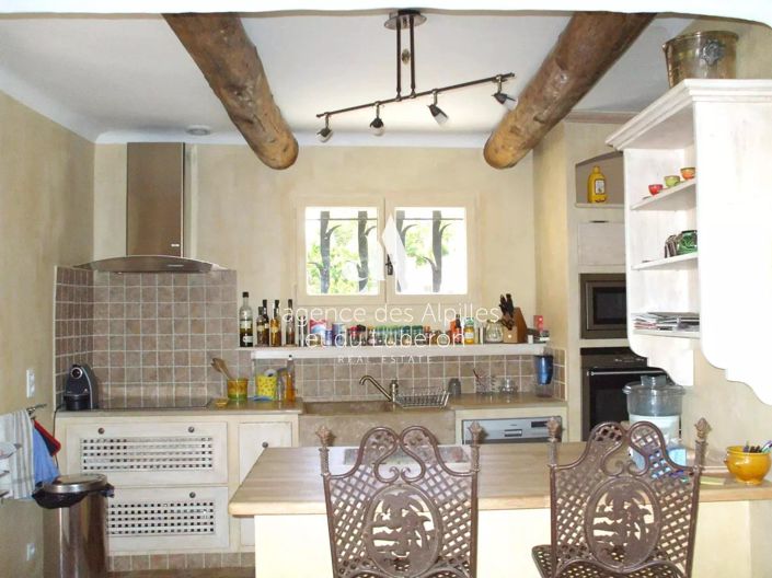 Image No.6-5 Bed House for sale