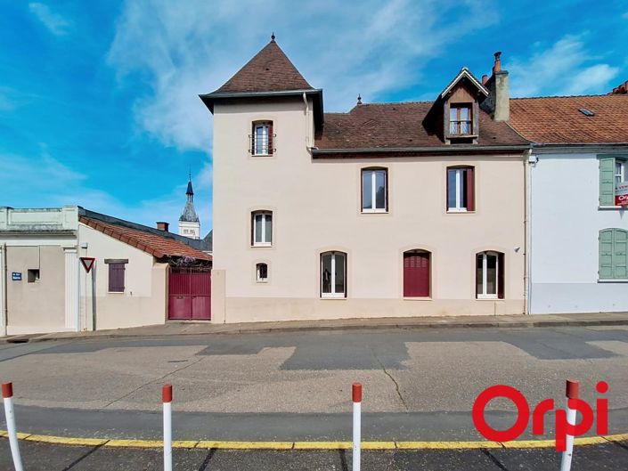 Image No.1-3 Bed House for sale