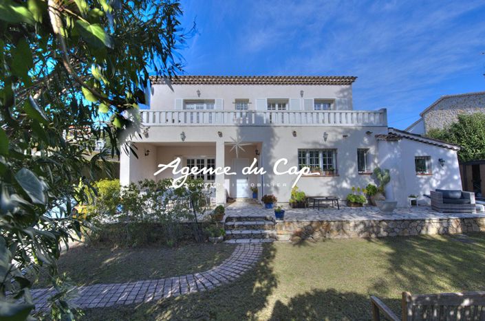 Image No.1-5 Bed House for sale