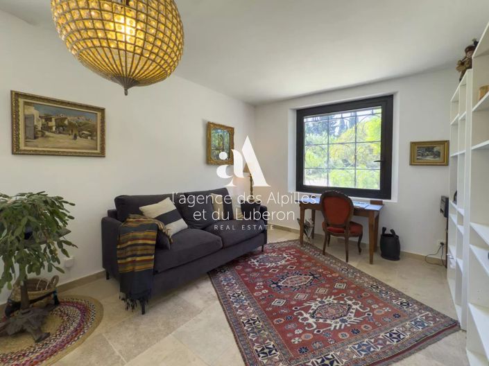 Image No.4-2 Bed House for sale