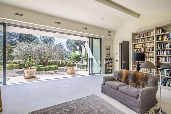 Image No.10-4 Bed House for sale