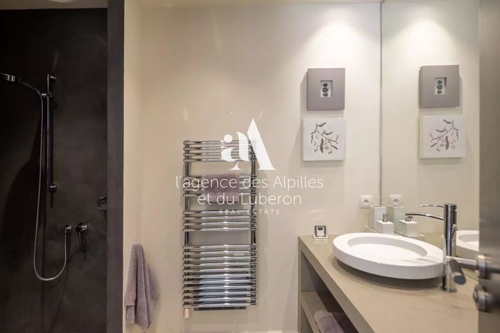 Image No.19-4 Bed House for sale