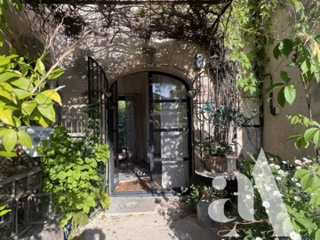 1 - Maussane-les-Alpilles, House