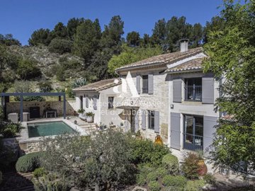 1 - Maussane-les-Alpilles, House