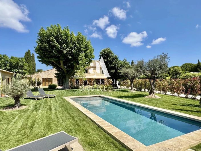 Image No.1-6 Bed House for sale