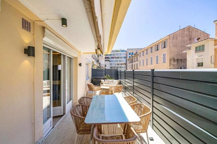 Image No.1-2 Bed Apartment for sale