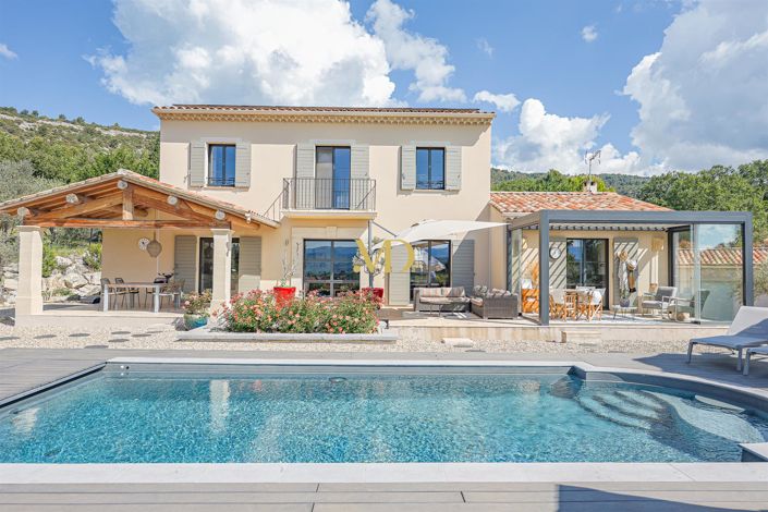 Image No.1-Maison de 4 chambres à vendre à Vaucluse