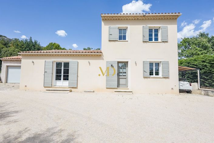 Image No.15-4 Bed House for sale