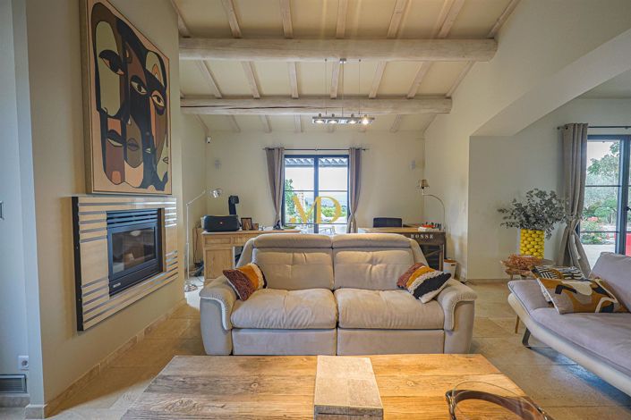 Image No.20-4 Bed House for sale