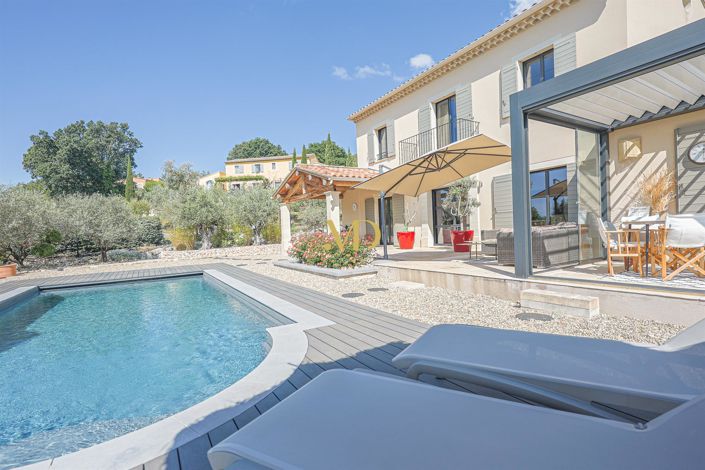 Image No.6-4 Bed House for sale