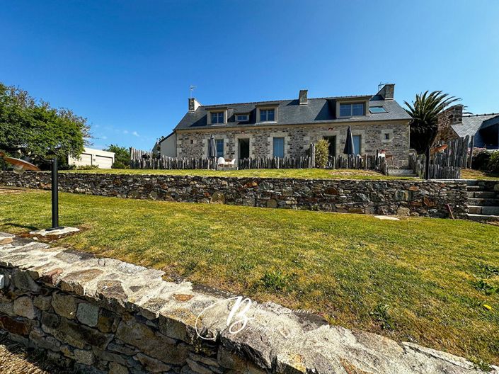 Image No.1-5 Bed House for sale