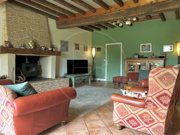 Image No.4-8 Bed House for sale