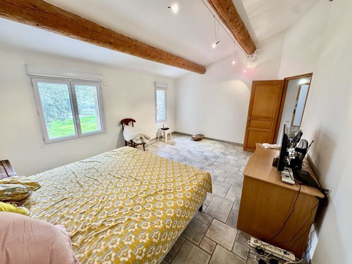 Image No.11-5 Bed House for sale