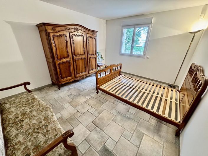 Image No.17-5 Bed House for sale