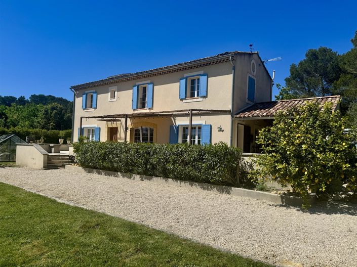 Image No.1-4 Bed House for sale