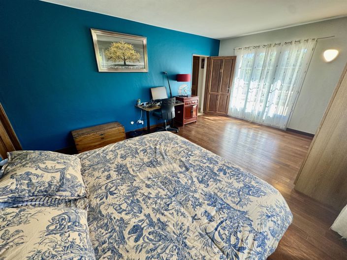 Image No.13-4 Bed House for sale