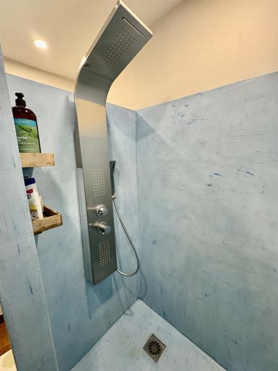 Image No.17-4 Bed House for sale