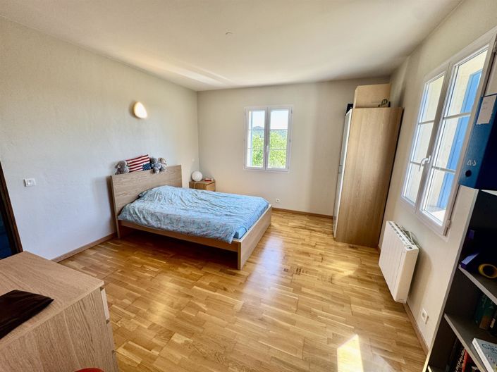 Image No.23-4 Bed House for sale