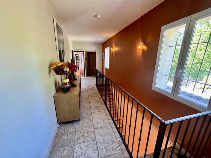 Image No.29-4 Bed House for sale