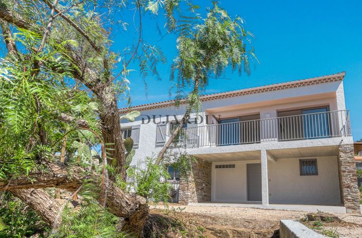 Image No.2-Maison de 4 chambres à vendre à Bormes-les-Mimosas