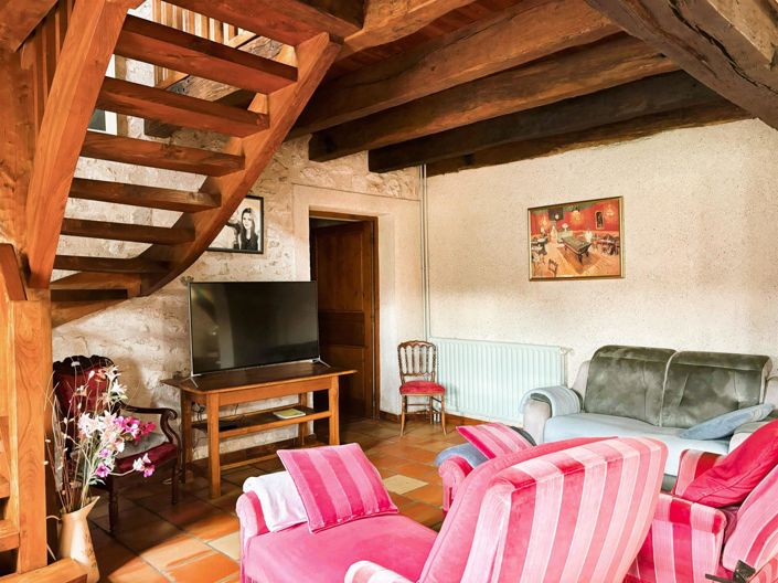 Image No.8-3 Bed House for sale