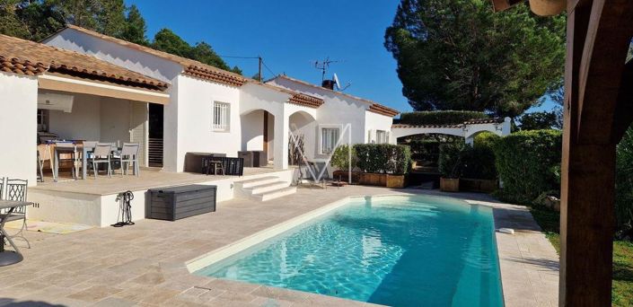 Image No.1-3 Bed House for sale