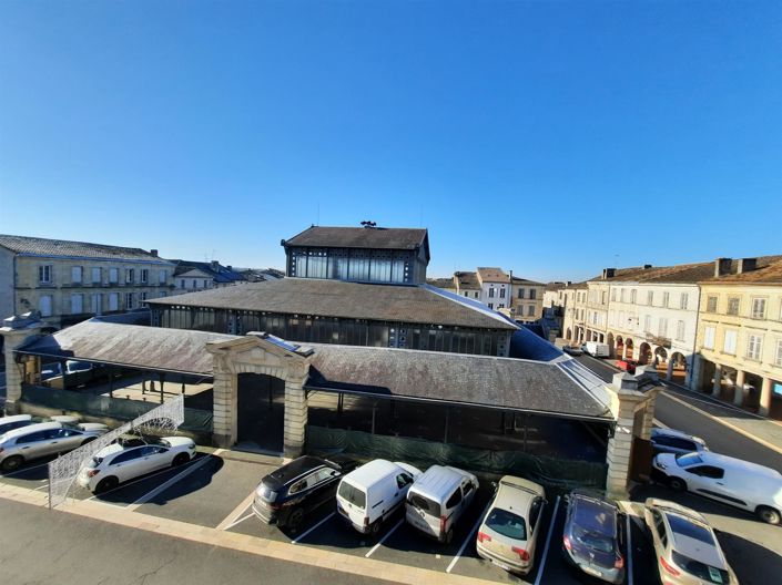Image No.1-3 Bed House for sale
