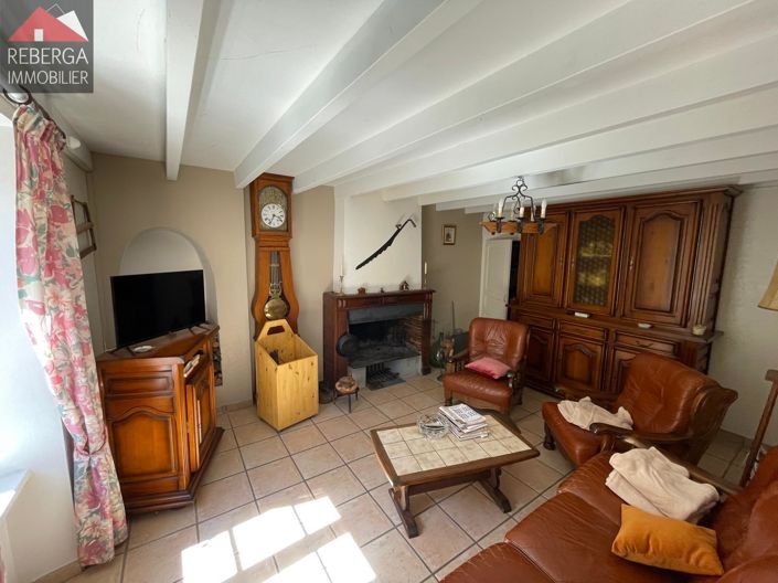 Image No.9-3 Bed House for sale