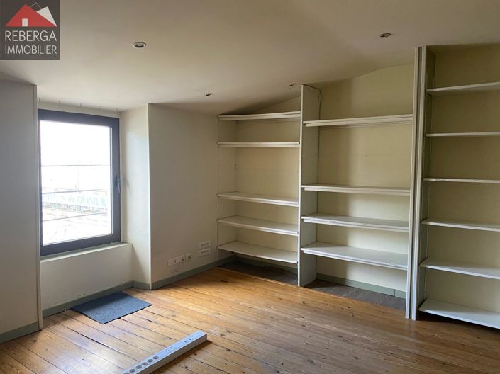 Image No.3-1 Bed House for sale