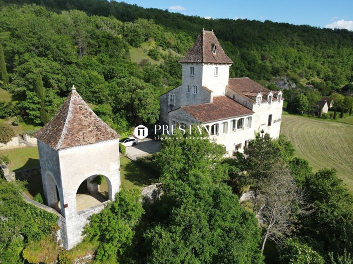 Image No.13-5 Bed Property for sale