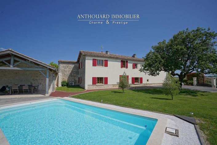 Image No.1-4 Bed House for sale