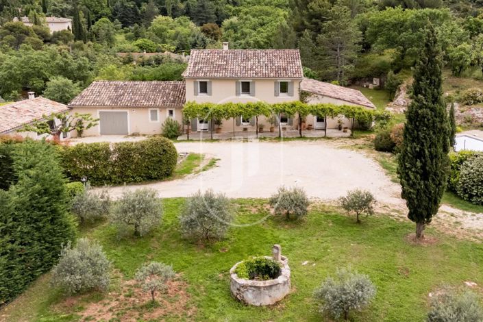 Image No.1-4 Bed House for sale