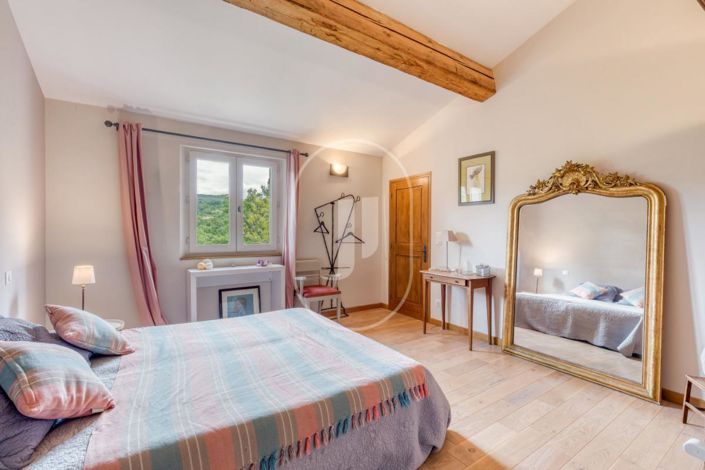 Image No.7-4 Bed House for sale